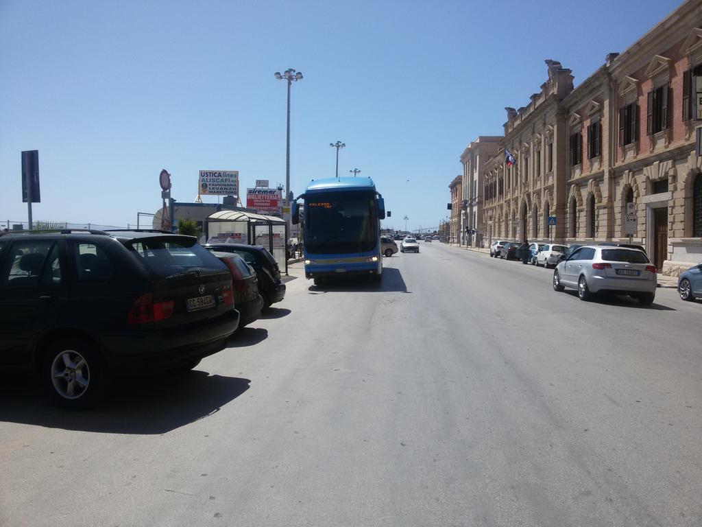 Almaran B&B Trapani Port & City Екстер'єр фото