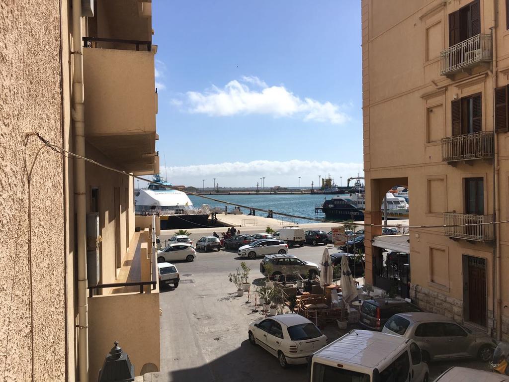 Almaran B&B Trapani Port & City Екстер'єр фото