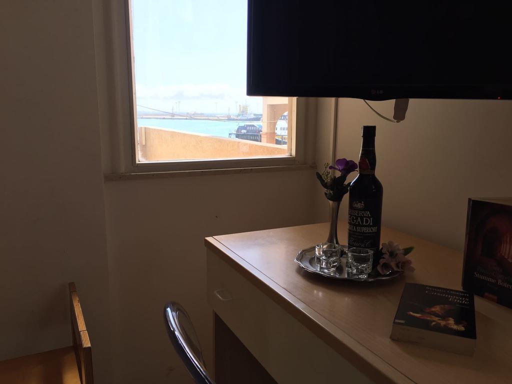 Almaran B&B Trapani Port & City Екстер'єр фото